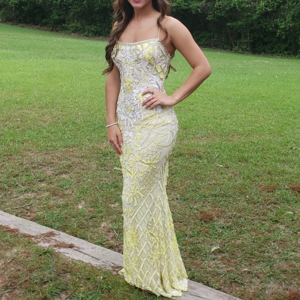 Sherri Hill Prom Dress